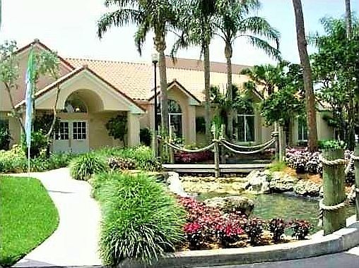 5th image of 3360 Pinewalk Dr N