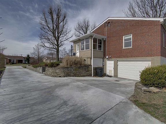 5th image of 1840 Mount Vernon Dr