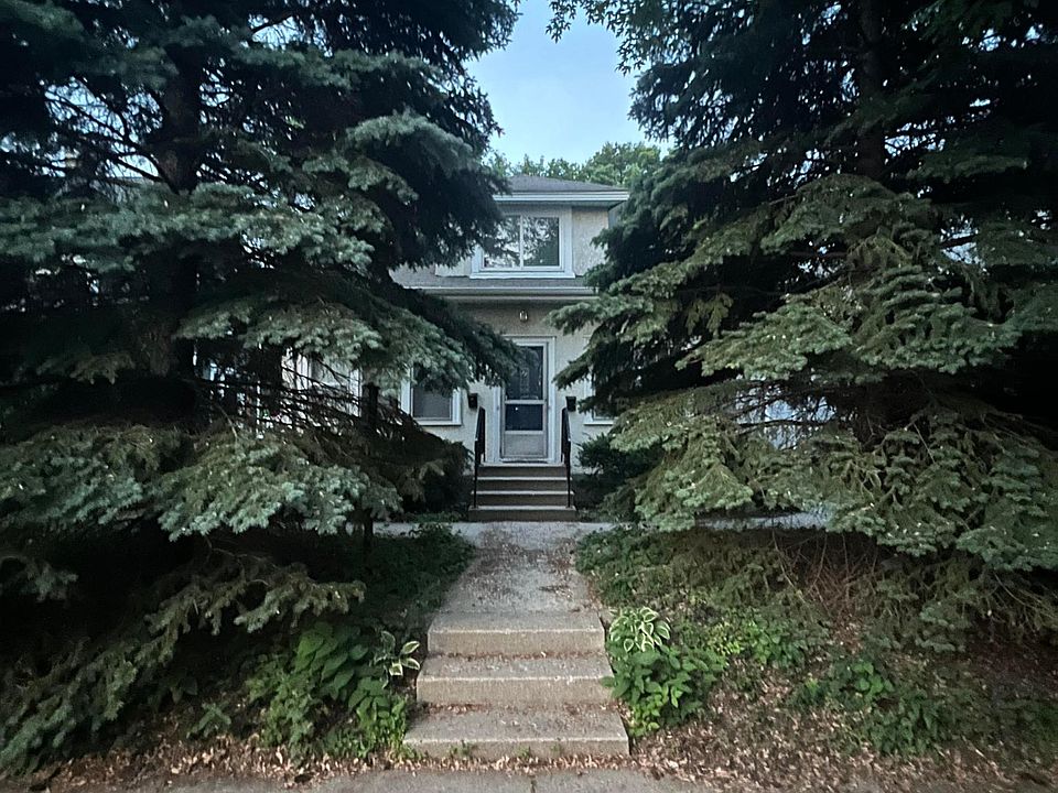 1st image of 3223 Harriet Ave #2
