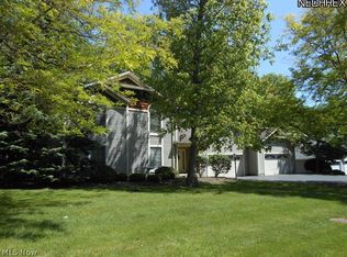 1338 Fox Run Ct UNIT 7-B, Youngstown, OH
