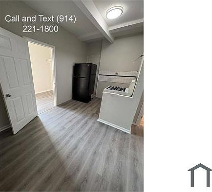 3rd image of 149 W 5th St APT 1