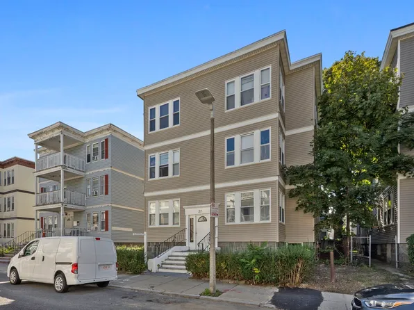 27 Hosmer St APT 2, Mattapan, MA 02126