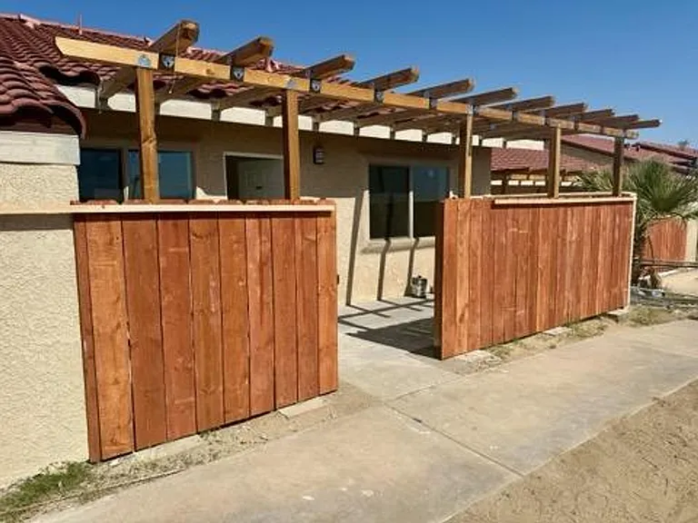 Agua Caliente Apartments — Photo 9