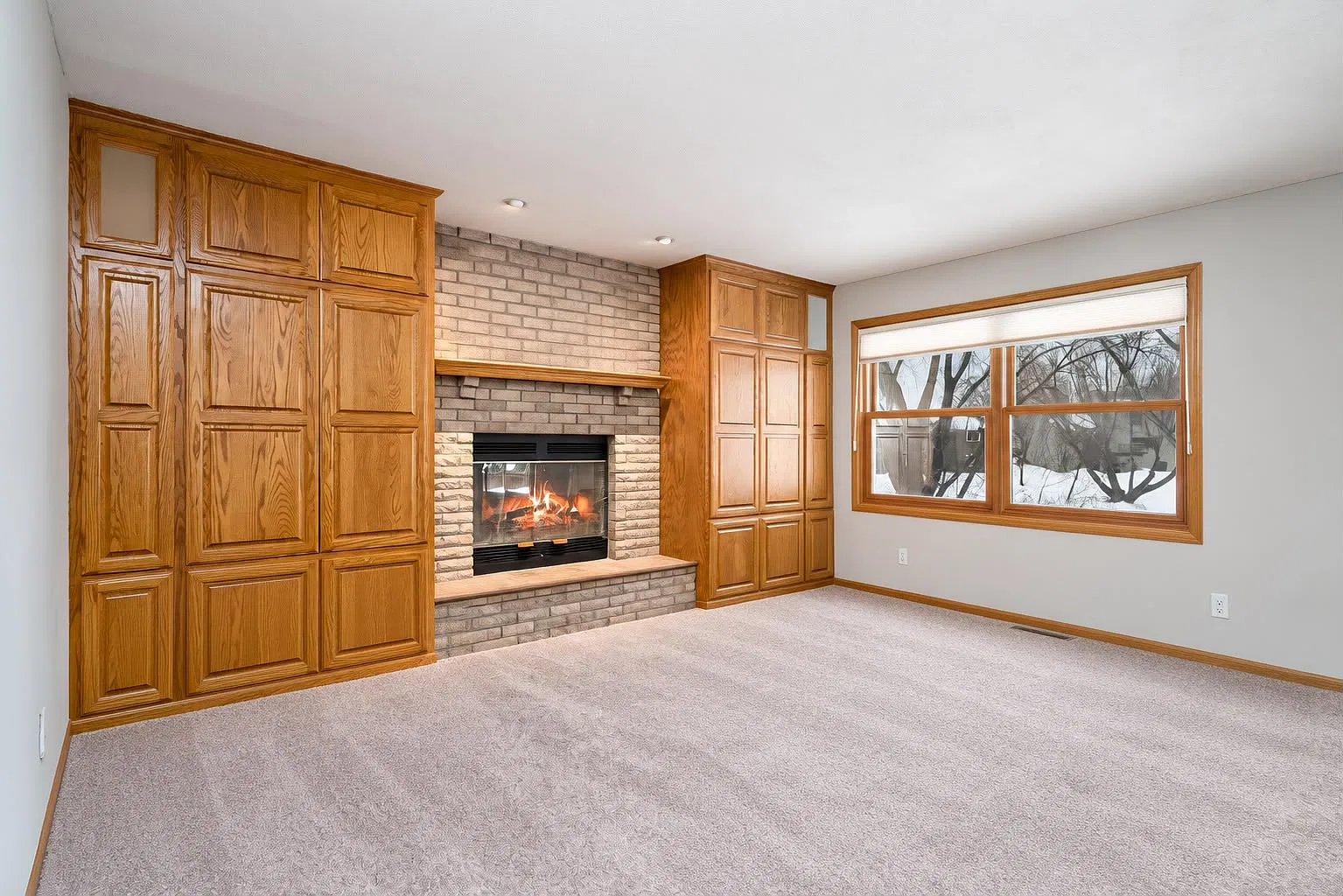 3 bed, 2.5 bath, 3559 sqft, $2,895 — Photo 4