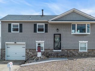 71 Ronald Ave S, Bayville, NJ