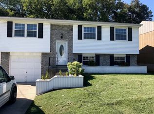 6016 Shean Ct, Louisville, KY 40291