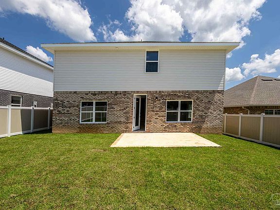 3rd image of 5937 Grayton Park Ln
