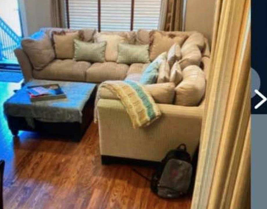 2nd image of 50 Dockside Ln #1