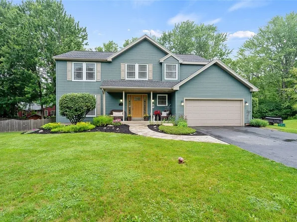 109 Bent Tree Ln, Baldwinsville, NY 13027