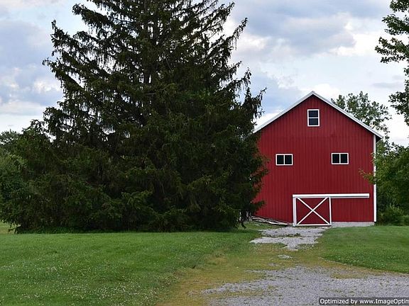 3rd image of 18965 Snyder Rd