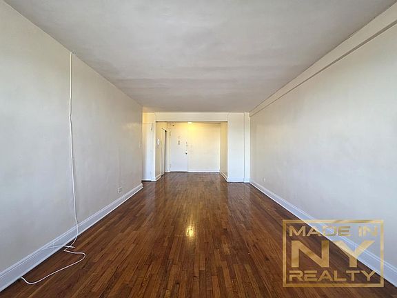 4th image of 1625 Rockaway Pkwy APT 5W