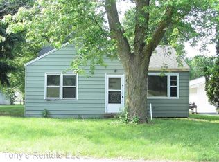 1026 Fulton St, Waterloo, IA 50707