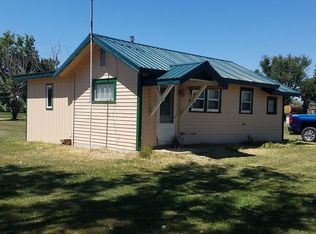 207 S Teigen Ave, Winnett, MT 59087