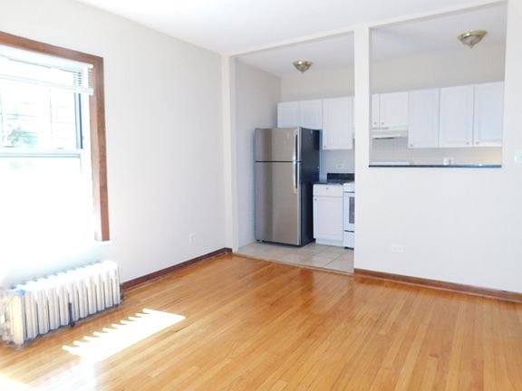 4th image of 1108 W Columbia Ave #17