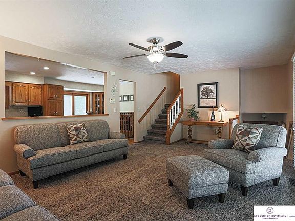 2nd image of 806 Galway Cir