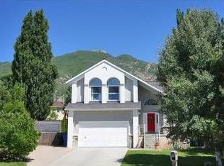 3286 Vera Cir, Cottonwood Heights, UT 84121