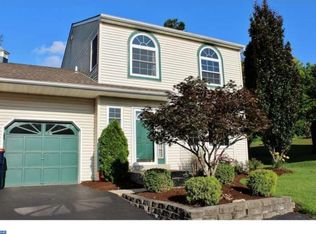 203 Cherokee Ct, Royersford, PA 19468