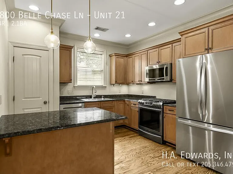 2800 Belle Chase Ln #21 — Photo 5