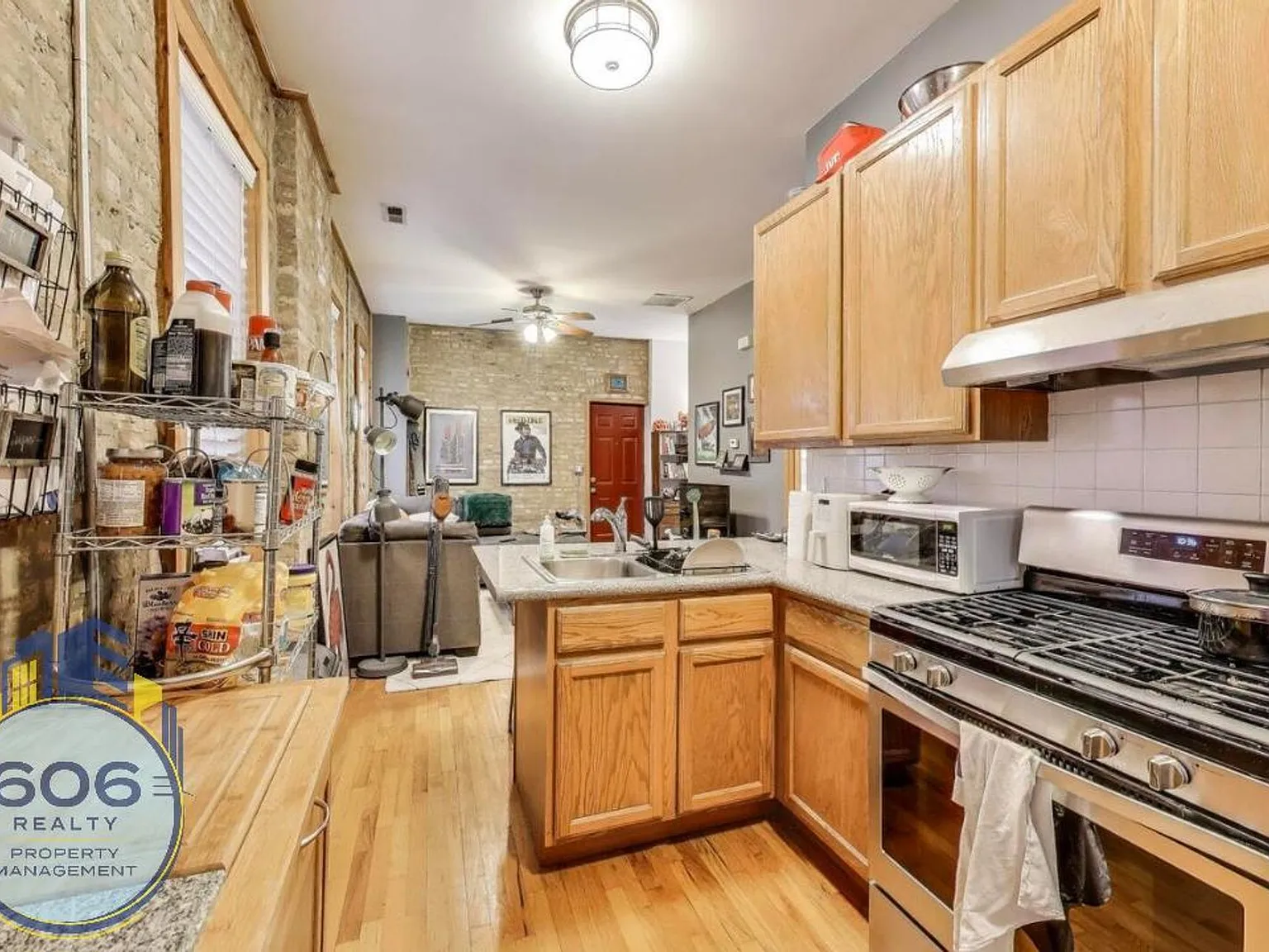 West Town Apartments! — Photo 4