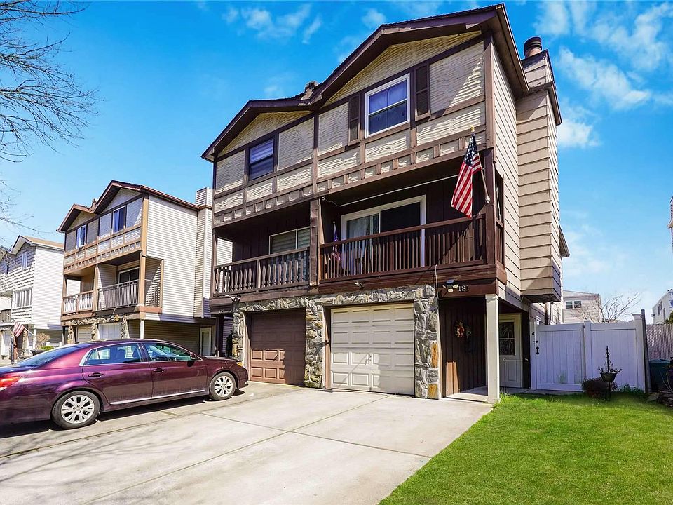 1st image of 181 Park Drive N