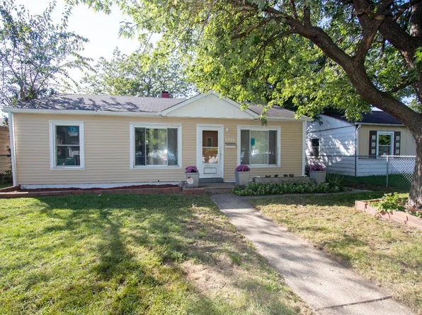 7526 Chestnut Ave, Hammond, IN 46324