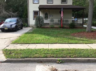 722-724 E Linden Ave, Lindenwold, NJ 08021