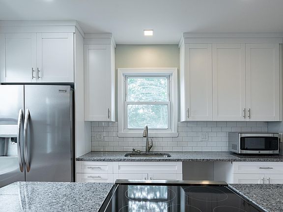 Kitchen island view (range recessed into island)