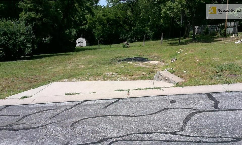 1st image of 4804 Craig Ln