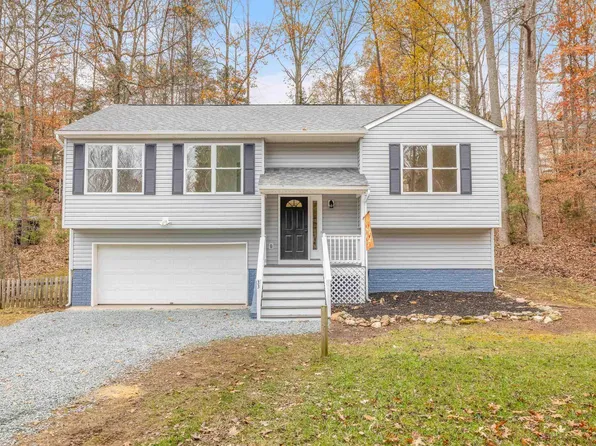 33 Brougham Rd, Palmyra, VA 22963