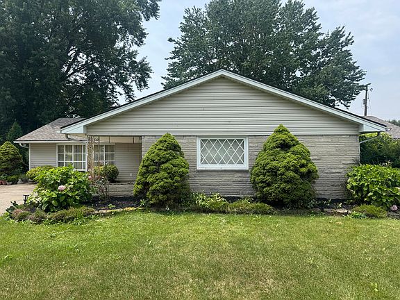 2nd image of 107 Thomaston Trl