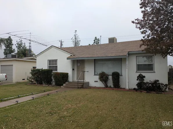 236 Oakdale Dr, Bakersfield, CA 93309