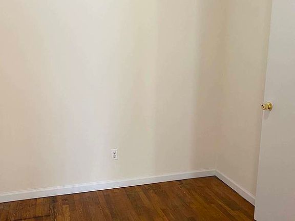 5th image of 1689 1st Ave #4A