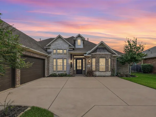 32810 Wall Flower Dr, Weston Lakes, TX 77441