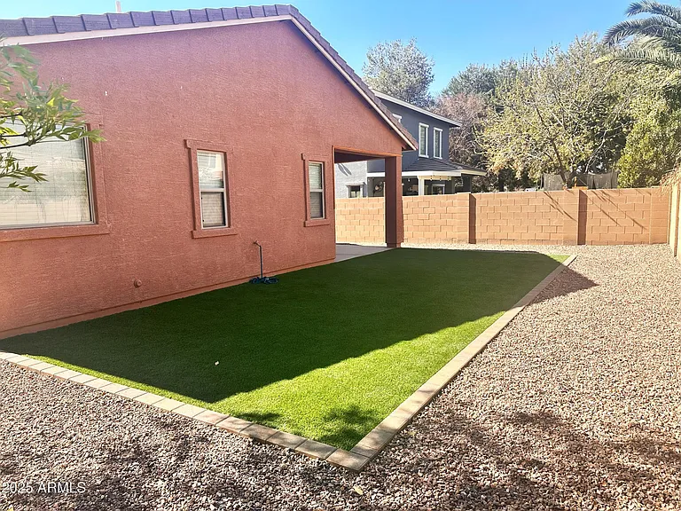 4230 E Linda Ln — Photo 26