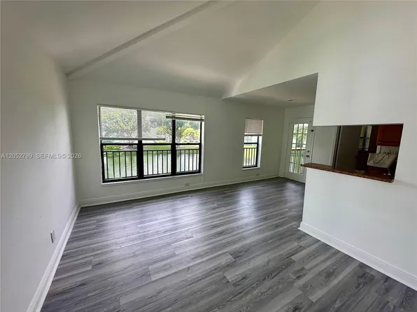 8767 NW 39th St, Fort Lauderdale, FL