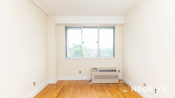 Rented by Nooklyn NYC LLC | media 30