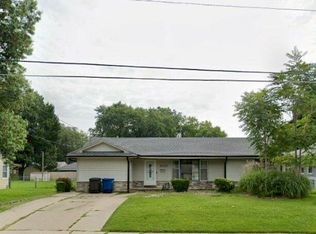 6107 SW 14th St, Des Moines, IA 50315