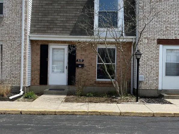 610 Ramblewood Ct, Brookville, OH 45309