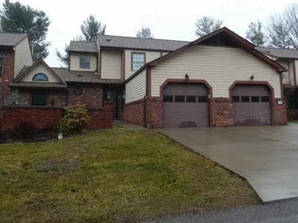 1110 Valleyview Dr, Lawrence, PA 15055