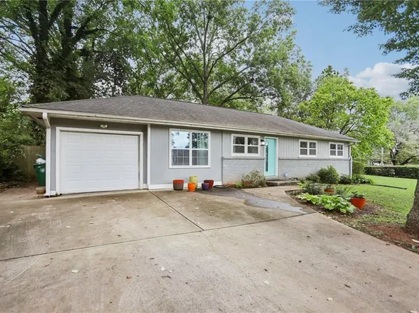 3808 Turner Heights Dr, Decatur, GA 30032