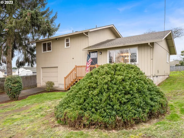 349 N 16th St, Saint Helens, OR 97051