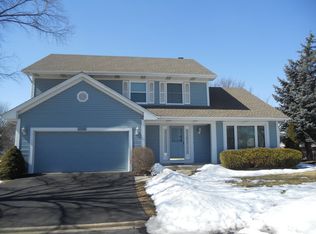 234 Windsor Dr, Bartlett, IL 60103