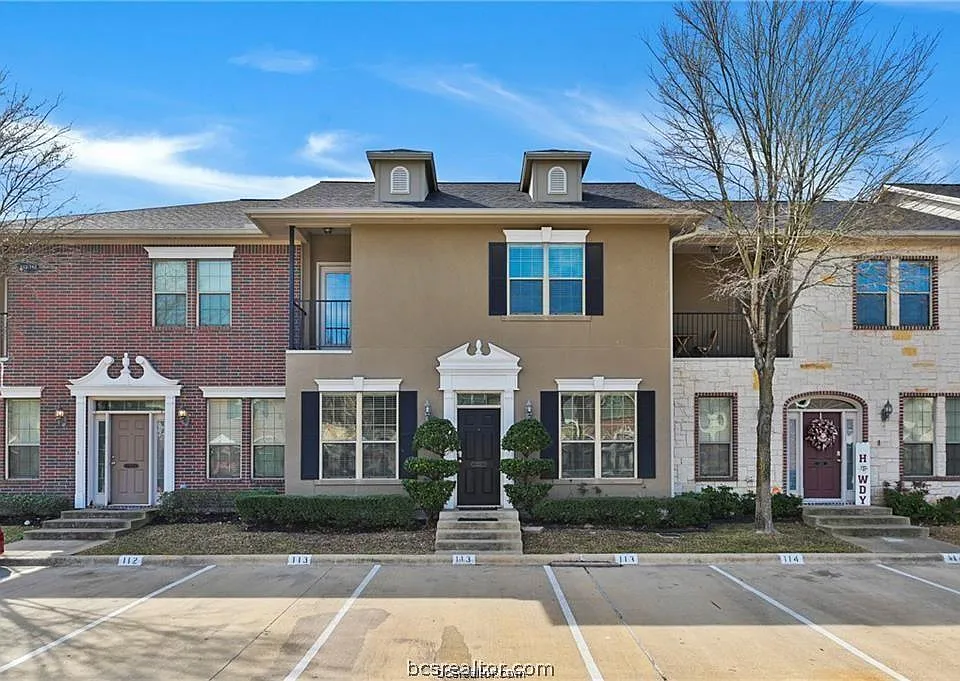 150 Forest Dr