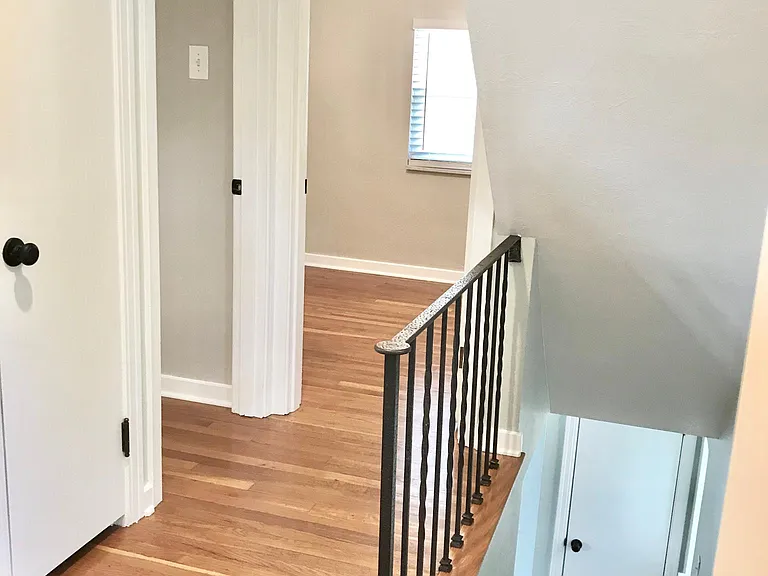 400 Duquesne Dr — Photo 30