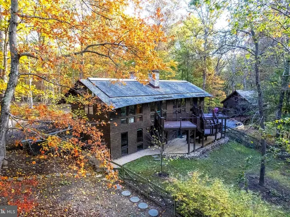 185 Blue Bird Ln, Boyce, VA 22620