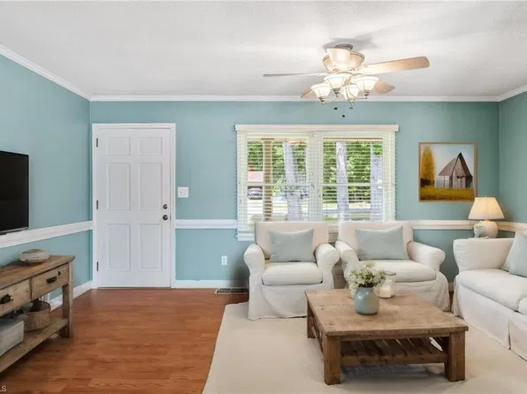 160 Shell Rd, Reidsville, NC 27320