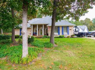 102 S Persimmon St, Elkton, VA 22827