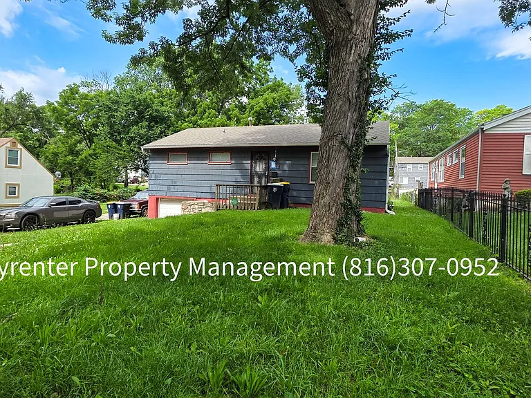 6626 College Ave — Photo 3