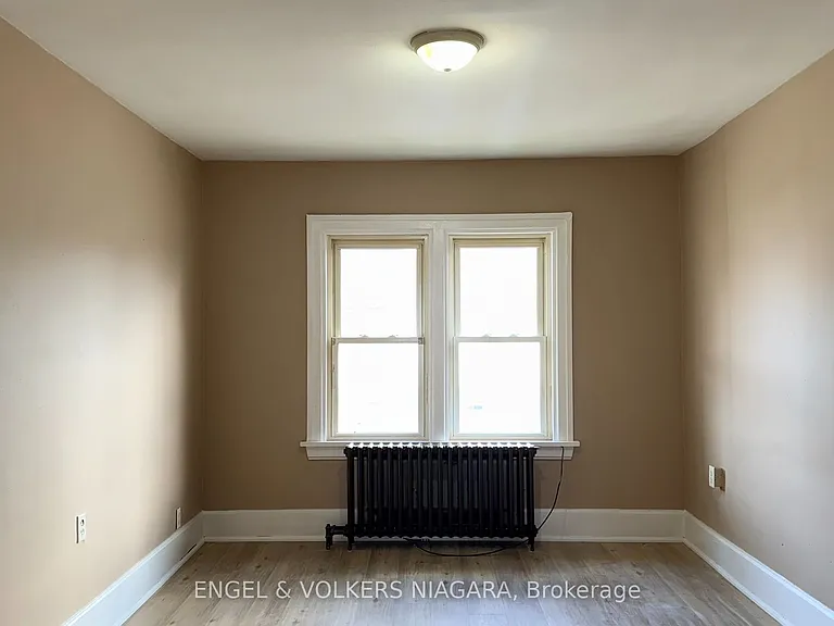 5042 Huron St N — Photo 13