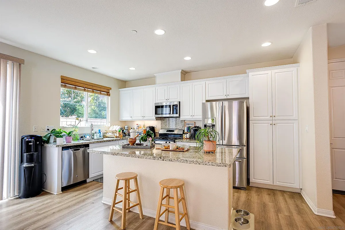 Building Photo - 1447 Chert Dr